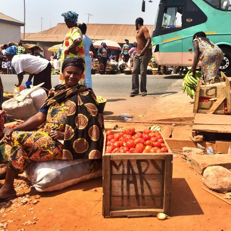 Enlarged view: Tomato market in Kumasi